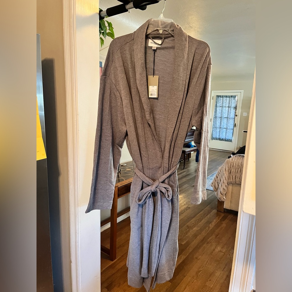 NWT Goodfellow women’s grey robe size L/XL